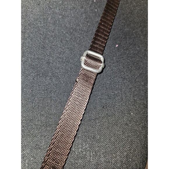 Baggallini Mini Brown Leopard Nylon Crossbody Wristlet Bag Turn Lock 7.25x5x1 - Picture 3 of 11